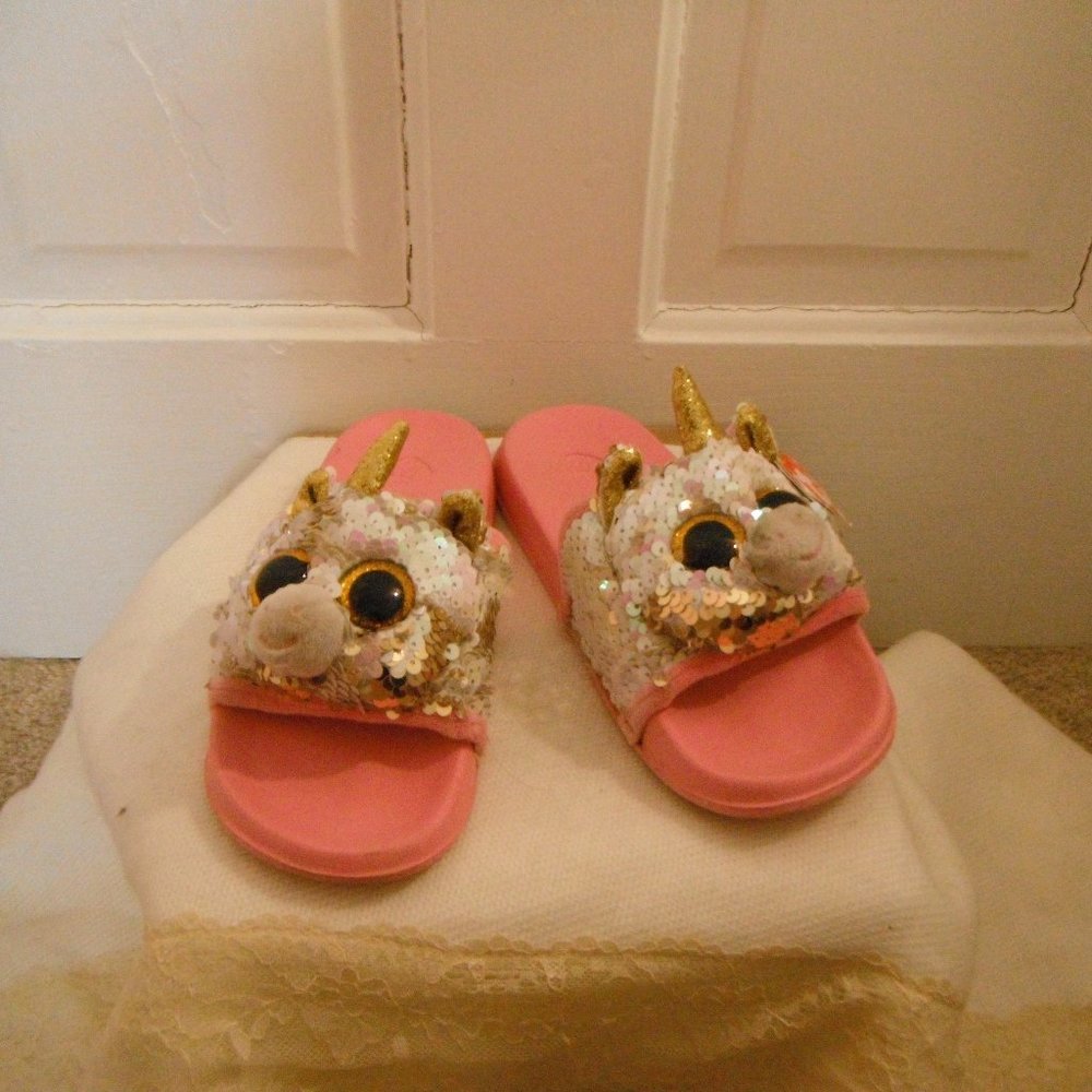 TY Fashion Flip Flops